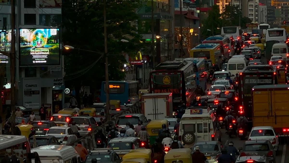 Panel at Bellandur Junction → Marathahalli